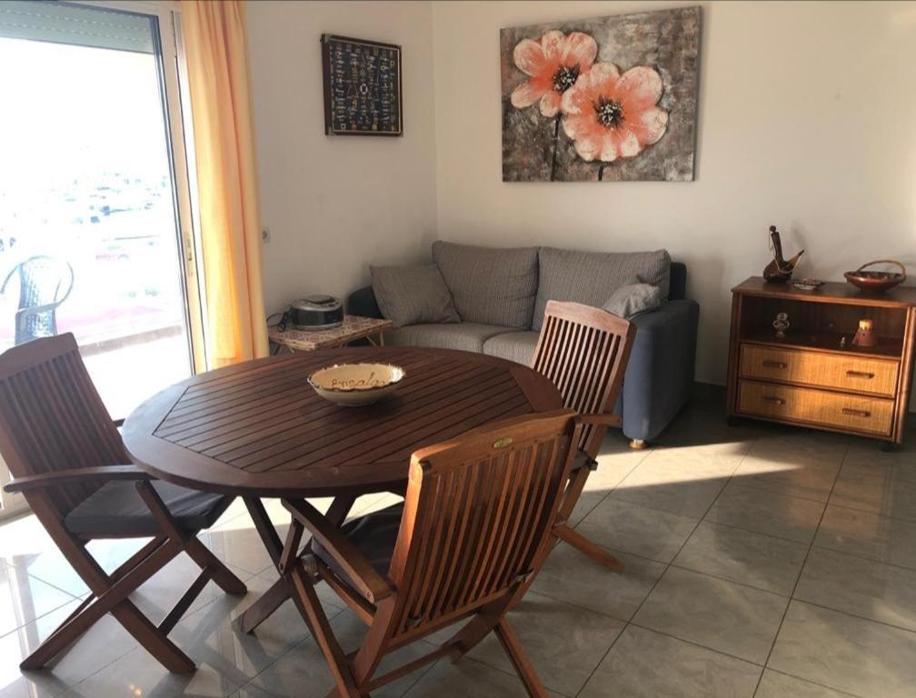 Platja Del Port Daire Llança Dış mekan fotoğraf