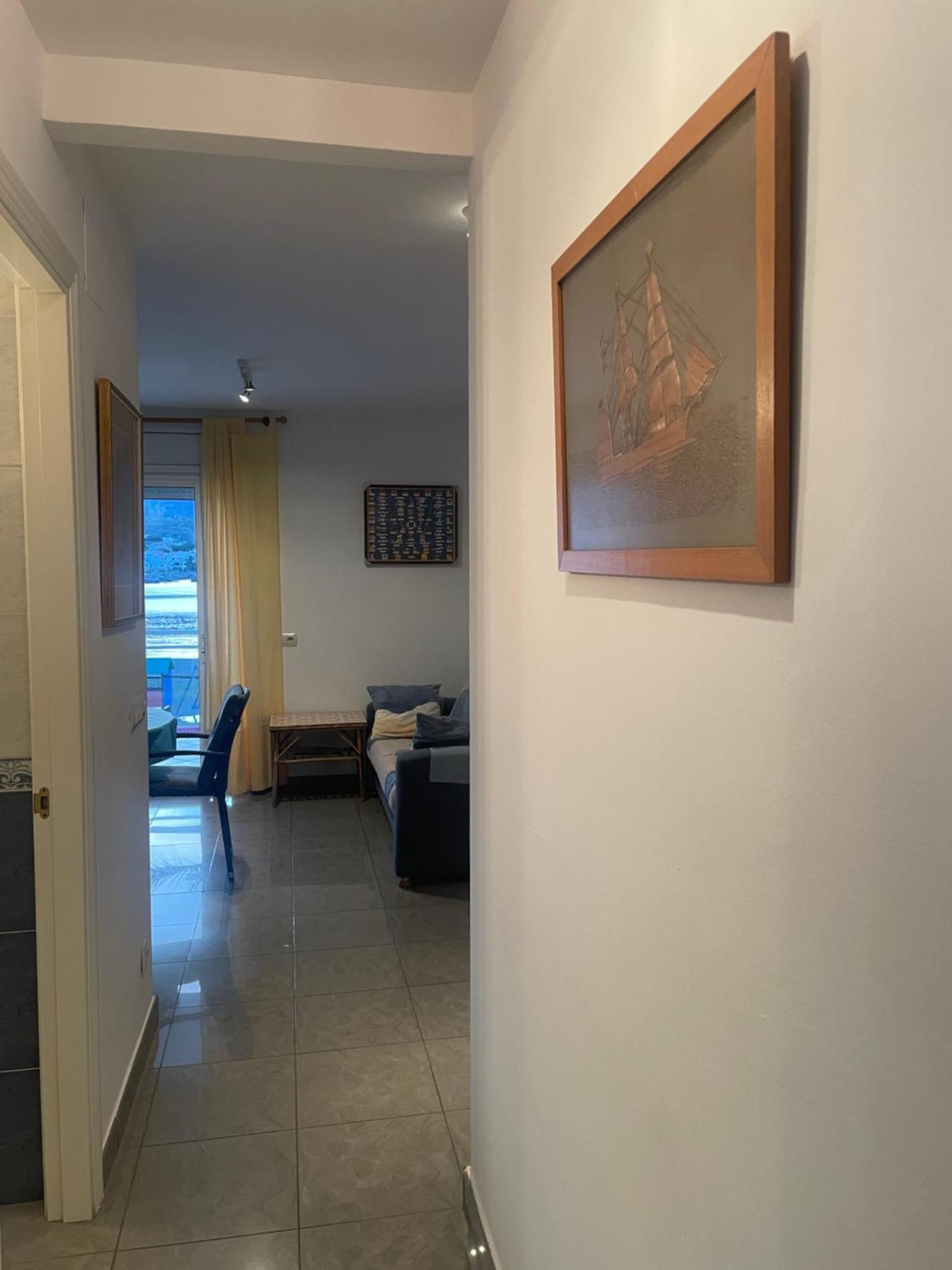 Platja Del Port Daire Llança Dış mekan fotoğraf
