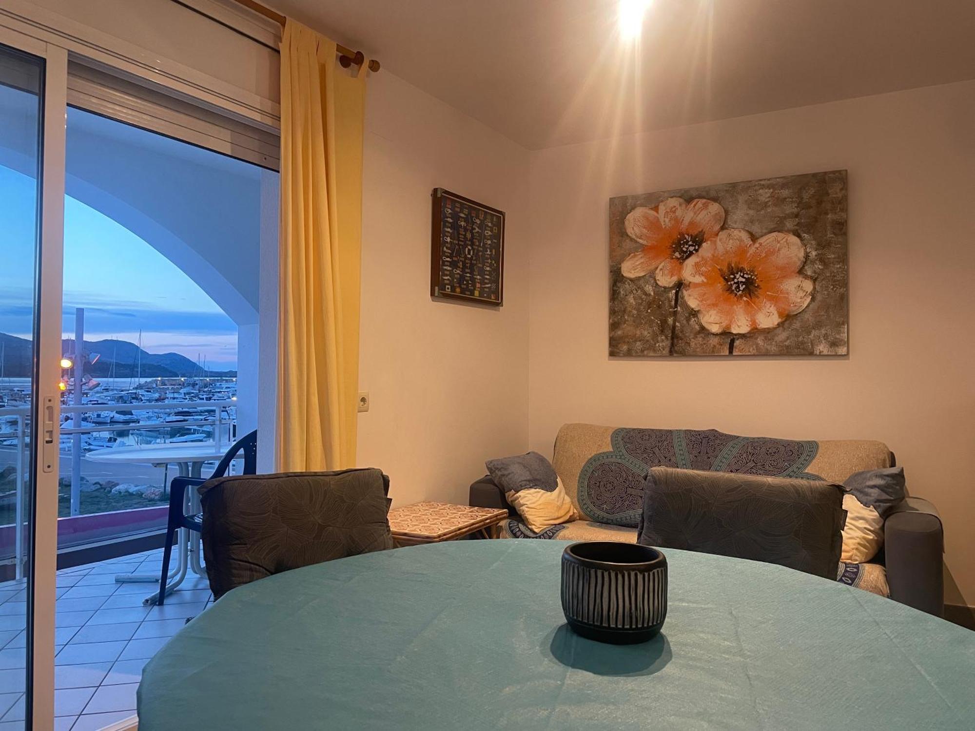 Platja Del Port Daire Llança Dış mekan fotoğraf