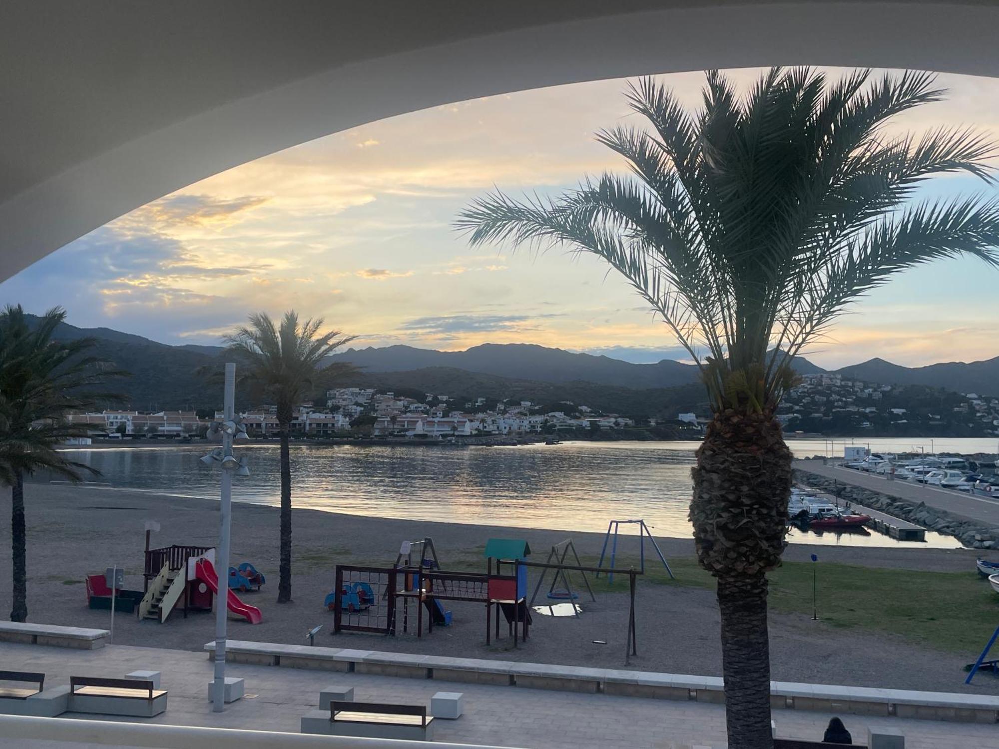 Platja Del Port Daire Llança Dış mekan fotoğraf