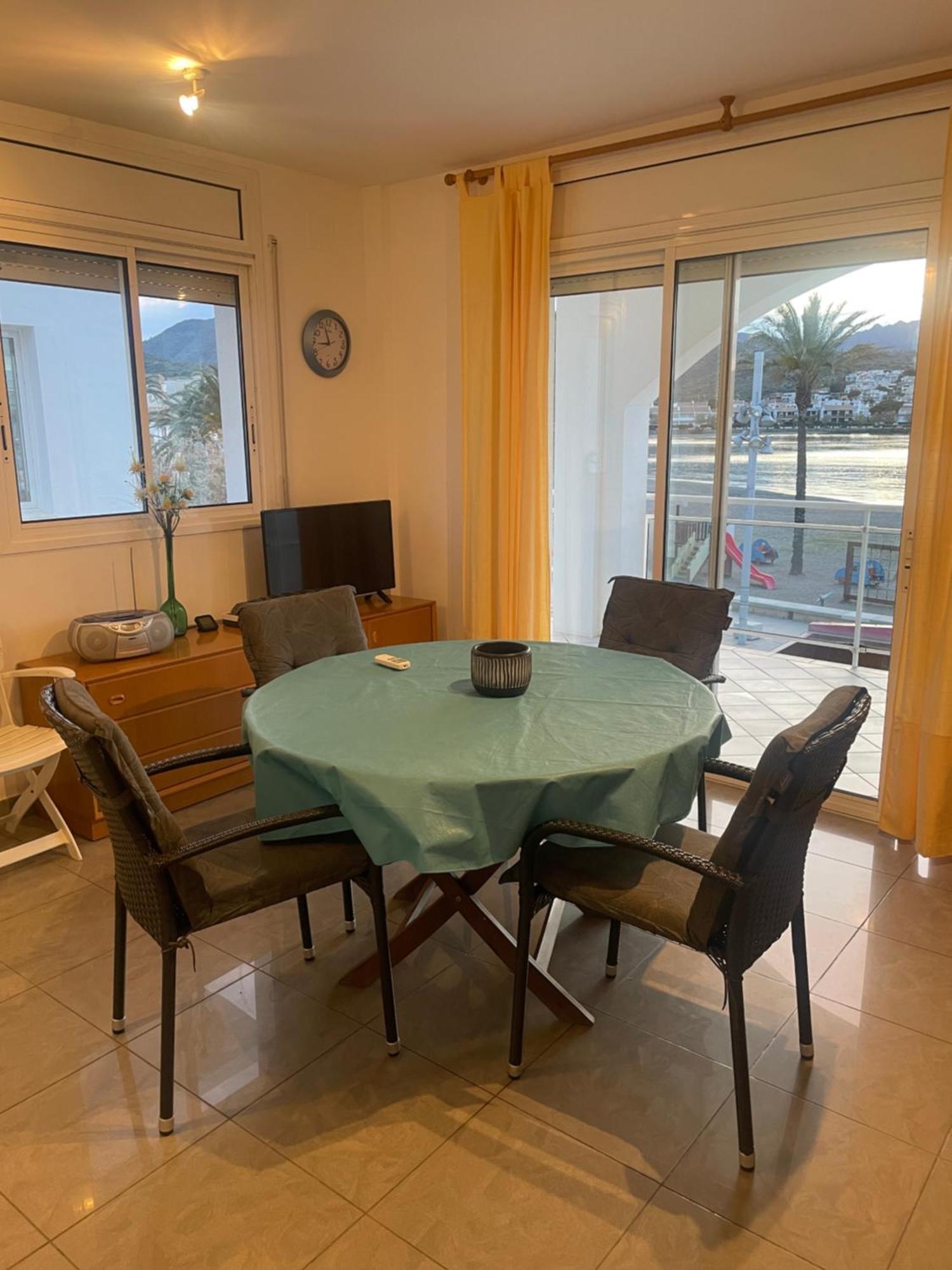 Platja Del Port Daire Llança Dış mekan fotoğraf