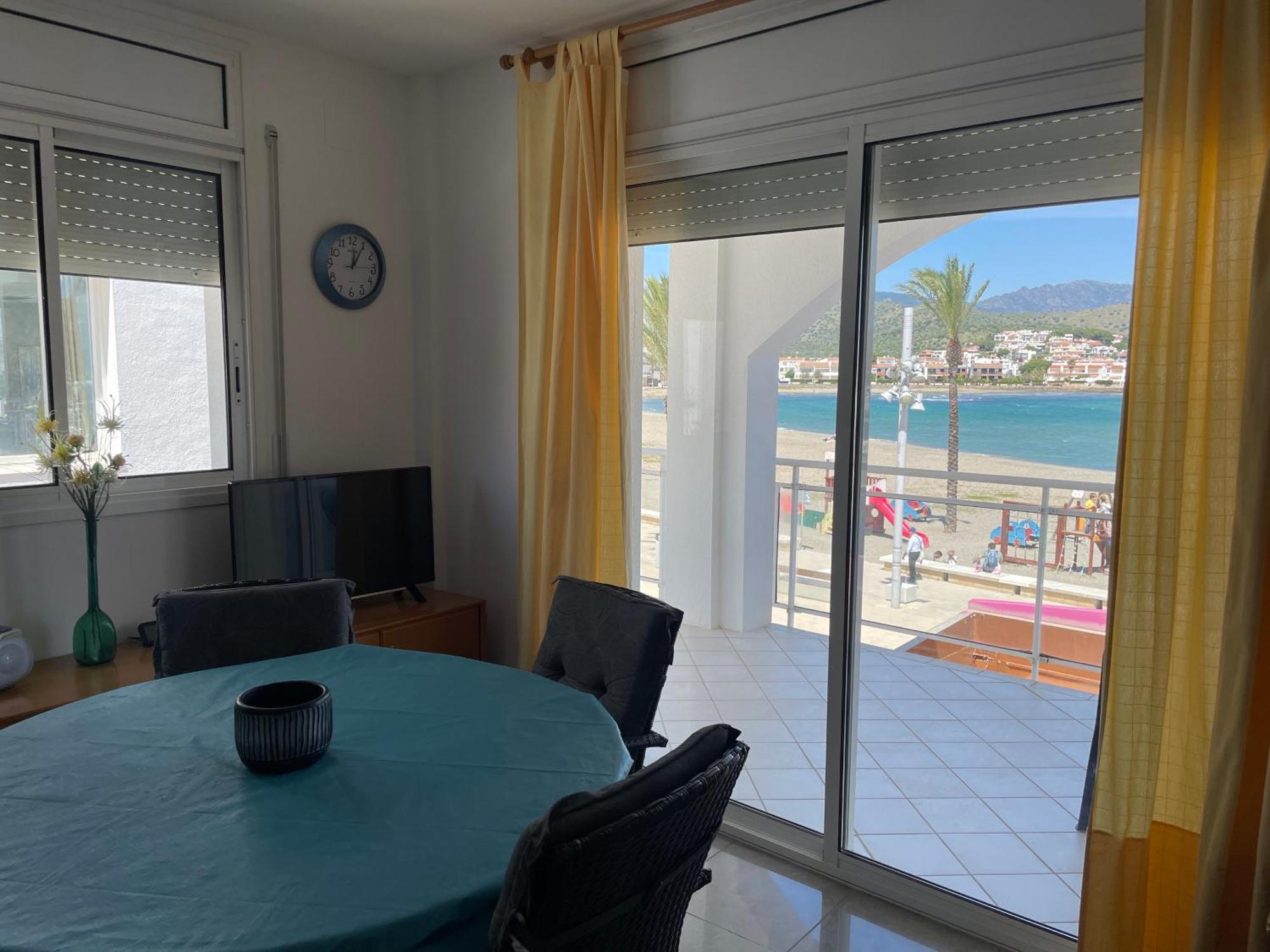 Platja Del Port Daire Llança Dış mekan fotoğraf